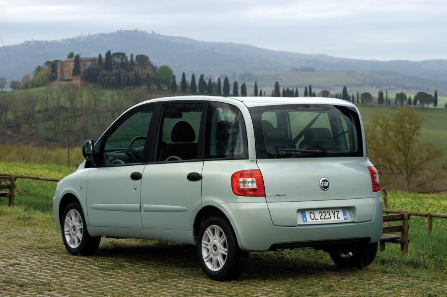  Fiat Multipla 2004 года  (WW) (фото 30 из 44)